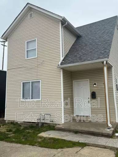 Main picture of 715 Lorain Ave