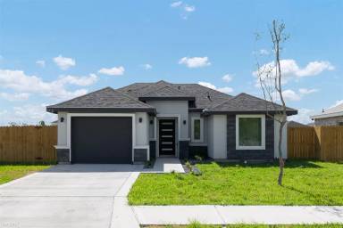 Main picture of 2213 San Charbel St
