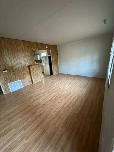 Main picture of 4521 Holton Ave