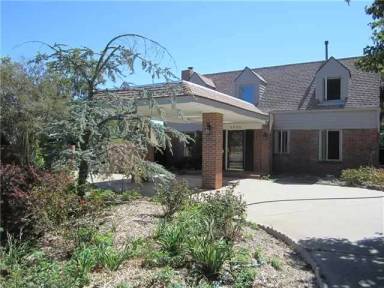 Main picture of 1700 Windsor Pl