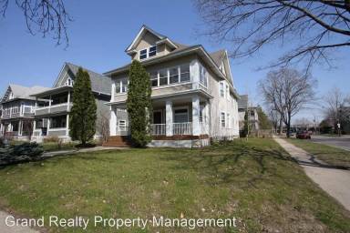 Main picture of 1223 Dayton Ave