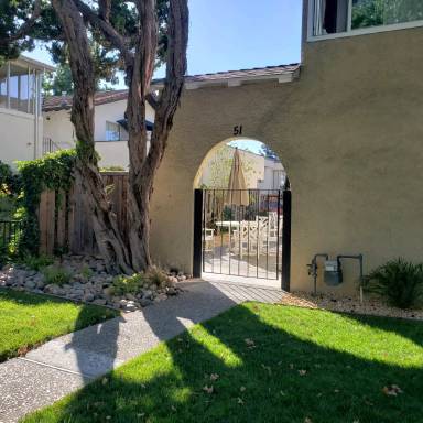 Main picture of 51 Michael Dr