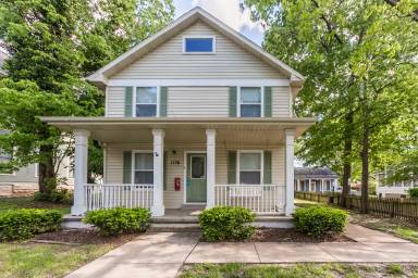 Main picture of 1122 E Walnut St