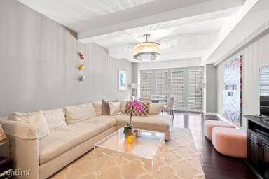 Main picture of 230 Central Park W Apartments