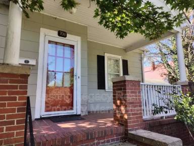 Main picture of 708 S Broad St