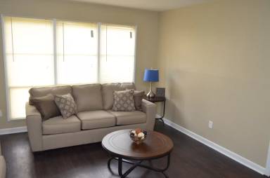 Main picture of Oak Grove Apartments