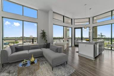 Main picture of Lucia