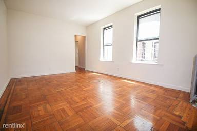 Main picture of 2835 Bainbridge Ave