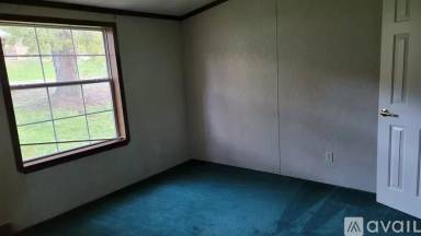 Main picture of 1453 Decatur Rd