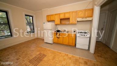 Main picture of 8919 32nd Ave