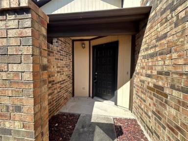 Main picture of 3910 Saint Christopher Ln