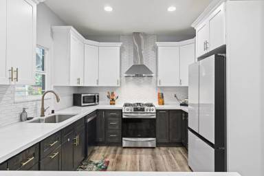 Main picture of 1608 V St