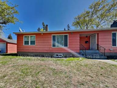 Main picture of 1117 S Walnut St