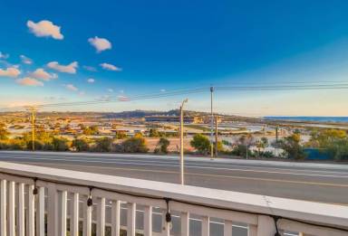 Main picture of 217 Turf View Dr