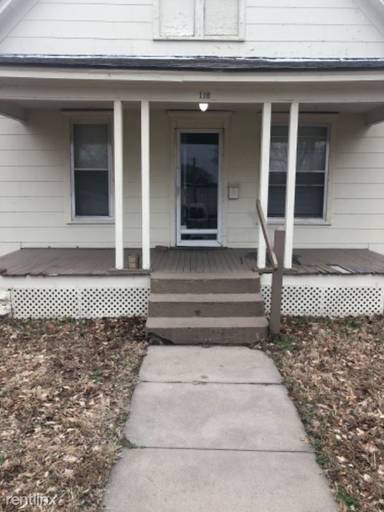 Main picture of 112 S Handley St