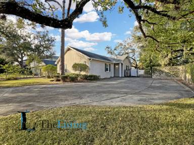 Main picture of 3101 W Prospect Rd