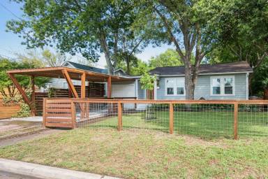 Main picture of 7815 Hardy Dr