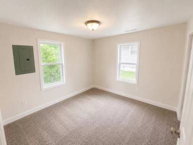 Main picture of 1808 Mullens Ave