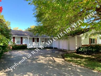 Main picture of 12924 E 49th St S