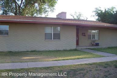 Main picture of 712 S Washington Ave