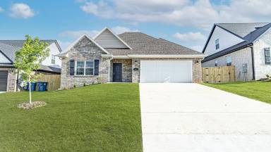 Main picture of 5807 SW Gentle Winds Ave
