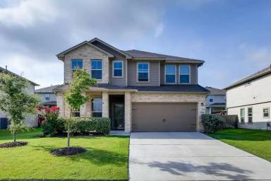 Main picture of 2940 Mistywood Ln