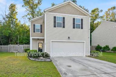 Main picture of 145 Stoney Creek Way