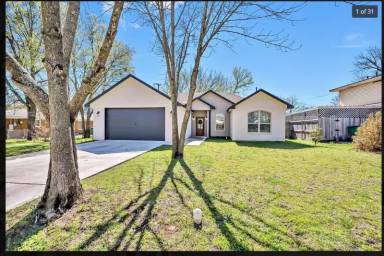 Main picture of 216 Patricia Dr