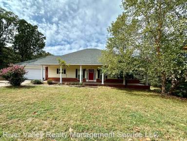 Main picture of 121 Vanbrook Ln
