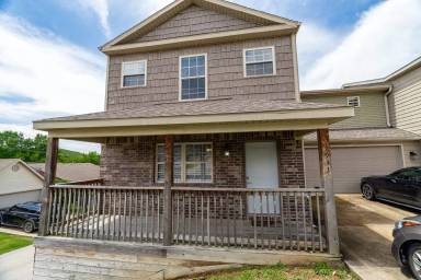 Main picture of 2940 W Scottswood Pl