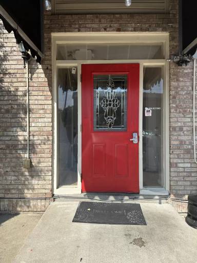 Main picture of 164 Lakeshore Dr