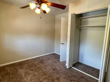 Main picture of 206 W Canedy St