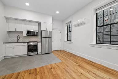 Main picture of 1121 Dayton St