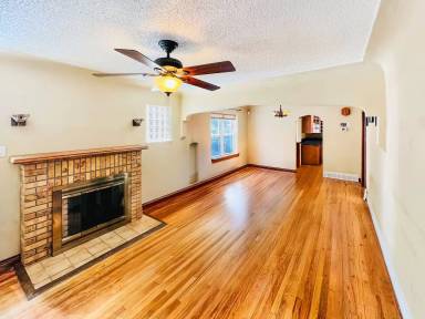 Main picture of 2671 Java Ct