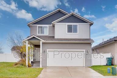 Main picture of 8081 N Woodworth St