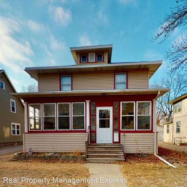 Main picture of 829 S Dakota Ave