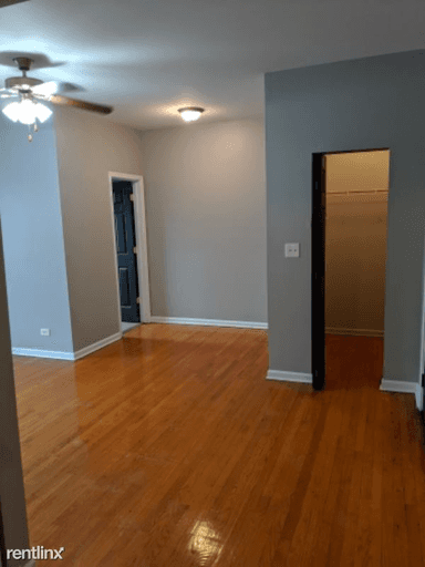 Main picture of 7254 S Jeffery Blvd