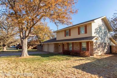 Main picture of 3307 Palmetto Trl