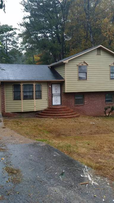 Main picture of 2761 Rockdale Dr