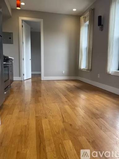 Main picture of 355 Stockton St