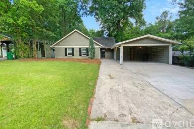 Main picture of 2120 Drew Valley Rd NE
