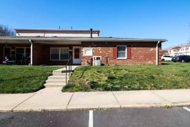 Main picture of 9240 Bridle Path Ln