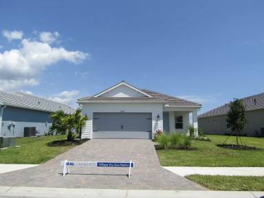 Main picture of 18300 Vizcaya Ct