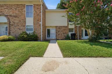 Main picture of 125 Tower Dr