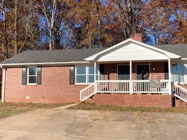 Main picture of 1382 Aiken Rd