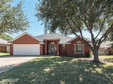 Main picture of 10163 Cougar Ridge Pkwy