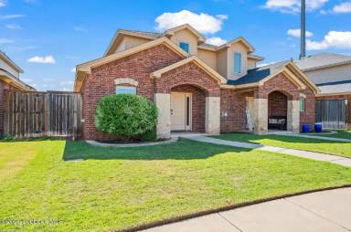 Main picture of 10507 Quinton Ave