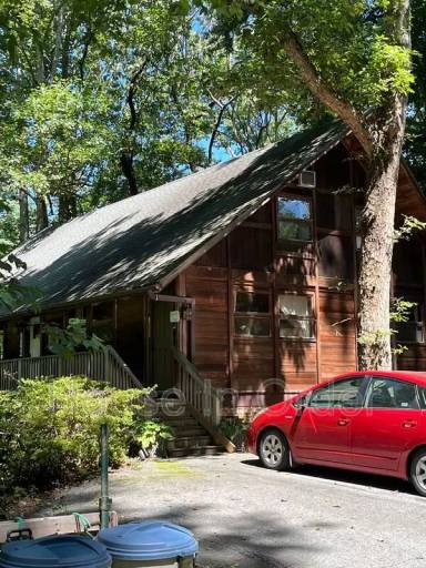 Main picture of 1160 W Blue Ridge Rd