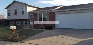 Main picture of 890 Lilac St