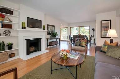 Main picture of 105 Richardson Dr